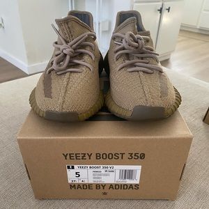 Yeezy 350 Boost Earth